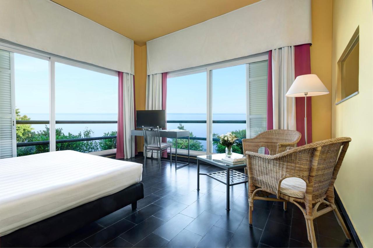 Punta San Martino 4* Arenzano